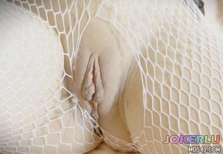  孕晚期的姐姐越来越骚弄得我有点承受不住了不行再找个人吧