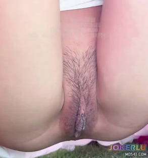  樱公园露出后回家操萝莉 软软兔