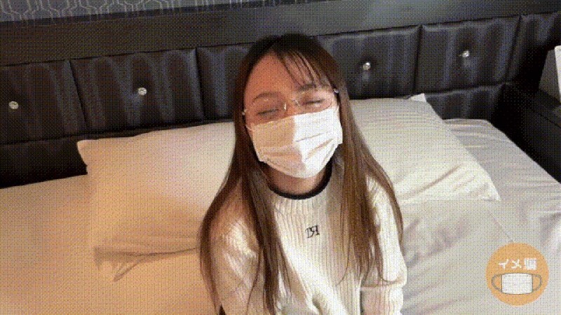 FC2-PPV-4802871 【限時限量：2000pt ⇒ 300pt】我拍攝了客戶新畢業員工的性愛和射精性愛影片【超值套餐】